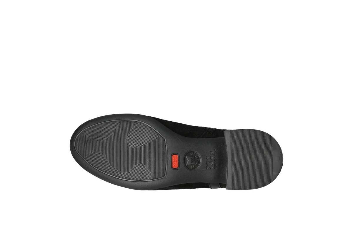 ZINA - Image 4